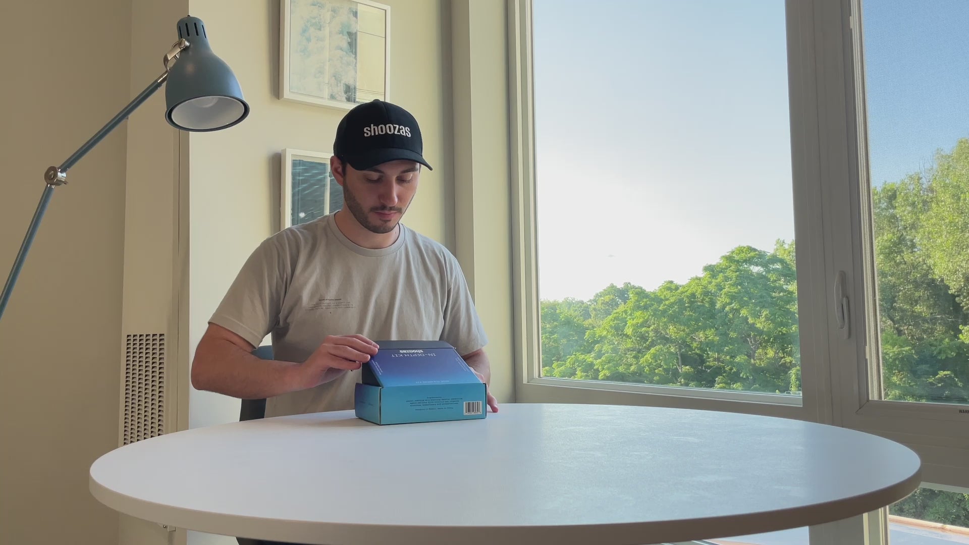 Load video: How to use your Shoozas In-depth Kit